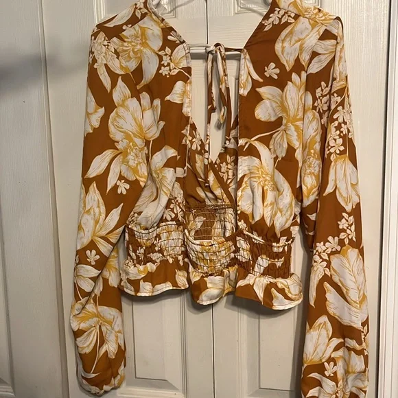 Rue 21 XL yellow white and brown blouse . - Picture 2 of 4